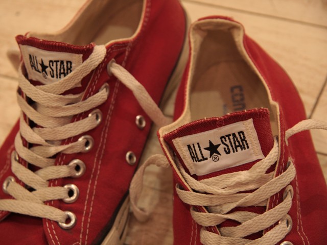 CONVERS-ALLSTAR-Brick-Red.jpg