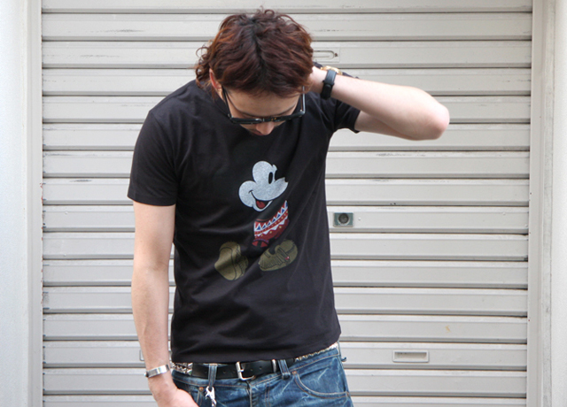 BLOGSTANDINGMICKEY01.jpg